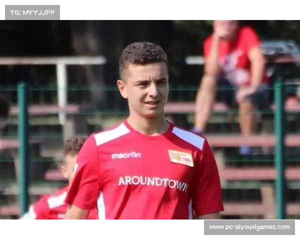 拜仁关注霍芬海姆前锋阿斯拉尼，将其视为凯恩潜在接班人